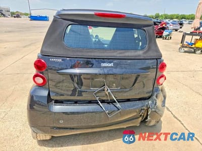 Zdjęcie 6 z 12 samochodu: 2011 SMART FORTWO PASSION VIN:WMEEK3BA7BK510927 - miniatura