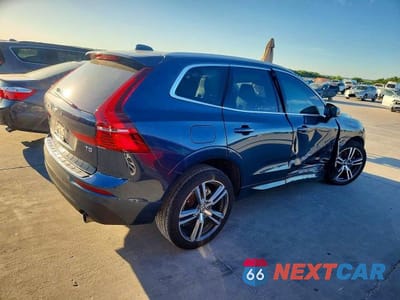 Trzecie zdjęcie samochodu z tyłu: 2021 VOLVO XC60 T5 MOMENTUM VIN:YV4102DKXM1793980 - miniatura