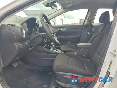 Zdjęcie 7 z 12 samochodu: 2021 KIA FORTE LXS VIN:3KPF24AD1ME392254 - miniatura