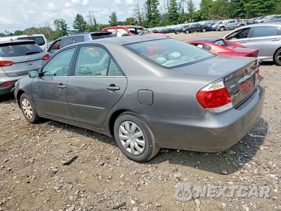 Drugie zdjęcie samochodu z przodu: 2005 TOYOTA CAMRY STANDARD VIN:4T1BE32K35U524815 - miniatura