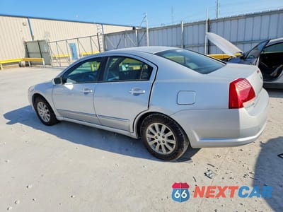 Drugie zdjęcie samochodu z przodu: 2006 MITSUBISHI GALANT ES MEDIUM VIN:4A3AB36F26E011781 - miniatura