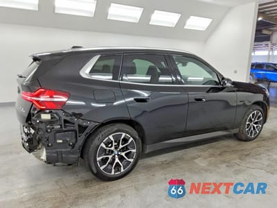 Trzecie zdjęcie samochodu z tyłu: 2026 BMW X3 30 XDRIVE VIN:5UX53GP0XT9264823 - miniatura