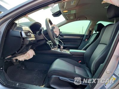 Zdjęcie 7 z 12 samochodu: 2022 HONDA ACCORD VIN:1HGCV1F18NA074631 - miniatura