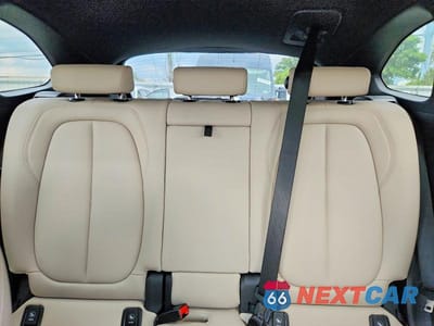 Zdjęcie 10 z 13 samochodu: 2021 BMW X1 XDRIVE28I VIN:WBXJG9C04M3M76355 - miniatura