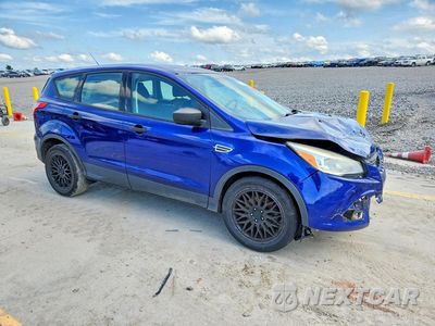 Czwarte zdjęcie samochodu z boku: 2016 FORD ESCAPE S VIN:1FMCU0F7XGUC08357 - miniatura