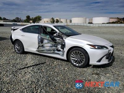 Czwarte zdjęcie samochodu z boku: 2019 LEXUS ES 300H VIN:58AB21B15KU003684 - miniatura