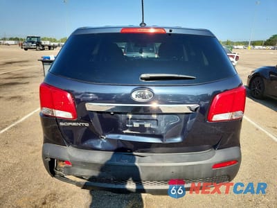 Zdjęcie 6 z 13 samochodu: 2013 KIA SORENTO LX VIN:5XYKT3A14DG403360 - miniatura