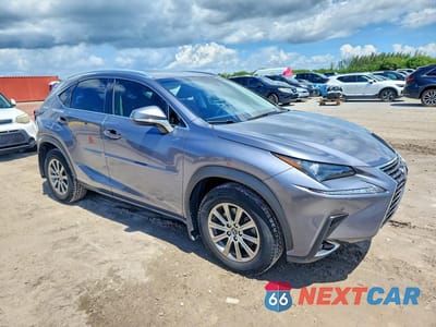 Czwarte zdjęcie samochodu z boku: 2019 LEXUS NX 300 BASE VIN:JTJYARBZ7K2145816 - miniatura