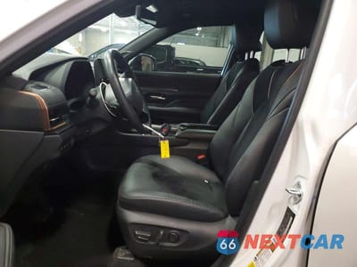 Zdjęcie 7 z 13 samochodu: 2024 TOYOTA GRAND HIGHLANDER HYBRID MAX PLATINUM VIN:5TDADAB5XRS003019 - miniatura