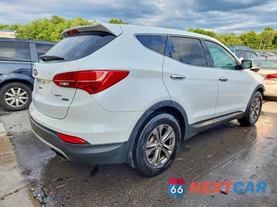 Trzecie zdjęcie samochodu z tyłu: 2013 HYUNDAI SANTA FE SPORT 2.4L VIN:5XYZUDLB6DG045024 - miniatura