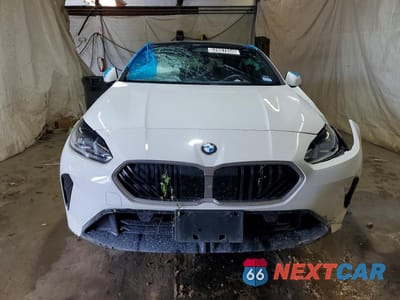 Piąte zdjęcie samochodu w środku: 2025 BMW 228XI VIN:WBA23GG05S7S55314 - miniatura