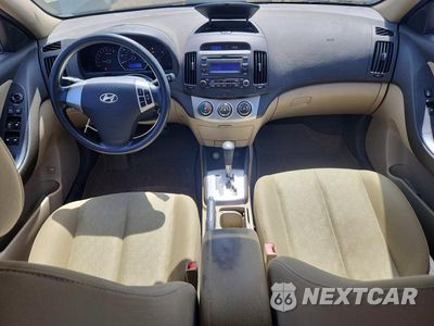 Zdjęcie 8 z 12 samochodu: 2010 HYUNDAI ELANTRA GLS VIN:KMHDU4AD7AU873930 - miniatura