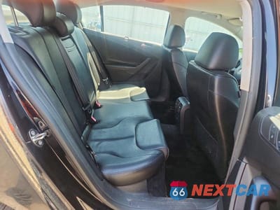 Zdjęcie 10 z 12 samochodu: 2008 VOLKSWAGEN PASSAT TURBO VIN:WVWUK73C38P007389 - miniatura