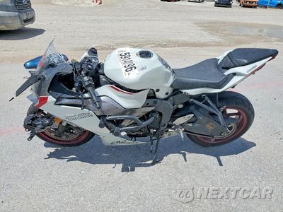 Trzecie zdjęcie samochodu z tyłu: 2024 KAWASAKI ZX636 K VIN:JKBZXJK1XRA000440 - miniatura