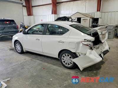Drugie zdjęcie samochodu z przodu: 2018 NISSAN VERSA SV VIN:3N1CN7AP0JL881311 - miniatura