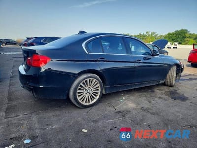 Trzecie zdjęcie samochodu z tyłu: 2012 BMW 328 I VIN:WBA3A5C58CF257405 - miniatura