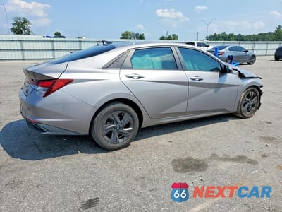 Trzecie zdjęcie samochodu z tyłu: 2021 HYUNDAI ELANTRA SEL VIN:KMHLS4AG8MU194023 - miniatura