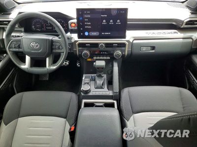 Zdjęcie 8 z 12 samochodu: 2025 TOYOTA TACOMA SR5 VIN:3TYLB5JN3ST080851 - miniatura