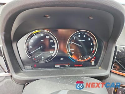 Zdjęcie 9 z 12 samochodu: 2018 BMW X1 XDRIVE28I VIN:WBXHT3C30J3H31809 - miniatura