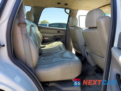 Zdjęcie 11 z 14 samochodu: 2002 GMC YUKON VIN:1GKEC13T42R131783 - miniatura