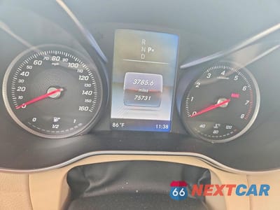 Zdjęcie 9 z 12 samochodu: 2017 MERCEDES-BENZ C 300 VIN:WDDWJ4JB9HF326201 - miniatura