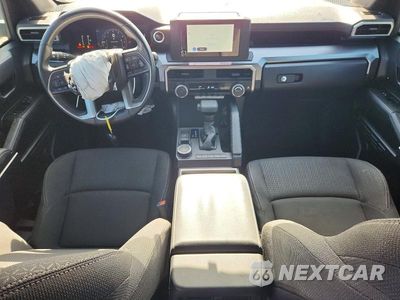 Zdjęcie 8 z 13 samochodu: 2025 TOYOTA 4RUNNER SR5 VIN:JTEVA5AR7S5003489 - miniatura