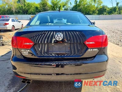 Zdjęcie 6 z 12 samochodu: 2011 VOLKSWAGEN JETTA SEL VIN:3VWLX7AJ3BM035752 - miniatura