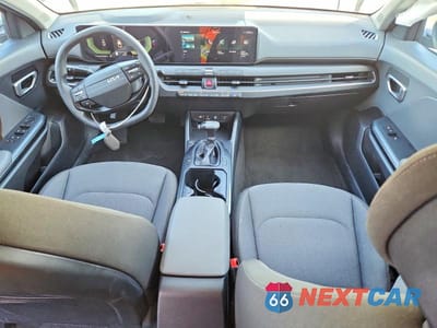 Zdjęcie 8 z 12 samochodu: 2025 KIA K4 LXS VIN:3KPFT4DE3SE070715 - miniatura