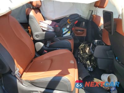 Zdjęcie 11 z 13 samochodu: 2022 KIA CARNIVAL SX PRESTIGE VIN:KNDNE5H34N6092009 - miniatura