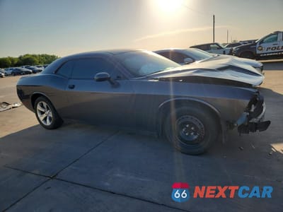 Czwarte zdjęcie samochodu z boku: 2016 DODGE CHALLENGER SXT VIN:2C3CDZAG0GH332175 - miniatura