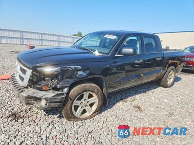 2008 DODGE DAKOTA SXT 1D7HW38K28S613221 - główne zdjęcie licytacji z USA - miniatura