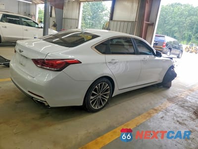 Trzecie zdjęcie samochodu z tyłu: 2016 HYUNDAI GENESIS 3.8L VIN:KMHGN4JE0GU129629 - miniatura
