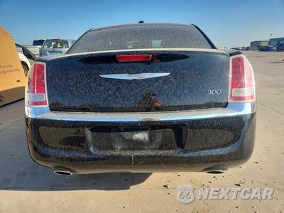 Zdjęcie 6 z 12 samochodu: 2014 CHRYSLER 300 VIN:2C3CCAAG5EH207397 - miniatura