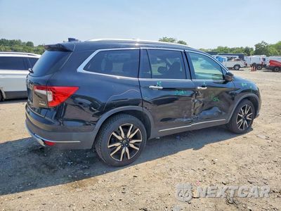 Trzecie zdjęcie samochodu z tyłu: 2019 HONDA PILOT ELITE VIN:5FNYF6H01KB053965 - miniatura
