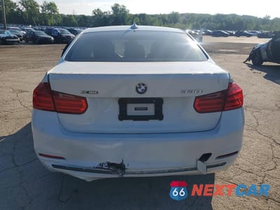 Zdjęcie 6 z 12 samochodu: 2018 BMW 330 XI VIN:WBA8D9C52JEM34019 - miniatura