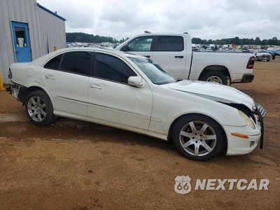 Czwarte zdjęcie samochodu z boku: 2007 MERCEDES-BENZ E 350 VIN:WDBUF56X27B034200 - miniatura