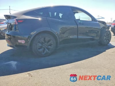 Trzecie zdjęcie samochodu z tyłu: 2022 TESLA MODEL Y VIN:7SAYGDEE2NF409753 - miniatura