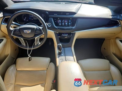 Zdjęcie 8 z 12 samochodu: 2017 CADILLAC XT5 PREMIUM LUXURY VIN:1GYKNCRS4HZ156365 - miniatura