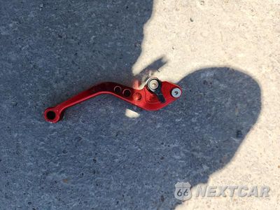 Zdjęcie 8 z 9 samochodu: 2024 SUZUKI GSX800 F VIN:JS1EM13B2R7100936 - miniatura