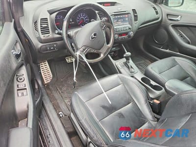 Zdjęcie 8 z 12 samochodu: 2016 KIA FORTE KOUP SX VIN:KNAFZ6A31G5601360 - miniatura
