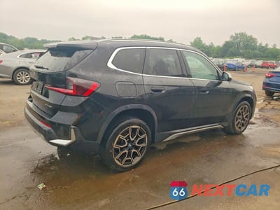 Trzecie zdjęcie samochodu z tyłu: 2024 BMW X1 XDRIVE28I VIN:WBX73EF08R5Z87508 - miniatura