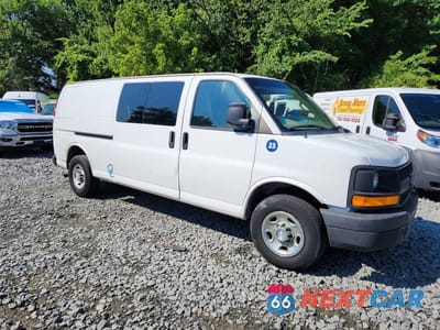 Czwarte zdjęcie samochodu z boku: 2016 CHEVROLET EXPRESS G2500 VIN:1GCWGBFF8G1121442 - miniatura