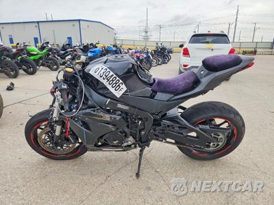 Trzecie zdjęcie samochodu z tyłu: 2020 SUZUKI GSX-R1000 VIN:JS1DM11B3L7100305 - miniatura