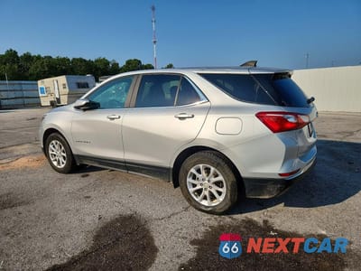 Drugie zdjęcie samochodu z przodu: 2021 CHEVROLET EQUINOX LT VIN:3GNAXUEV6MS133699 - miniatura