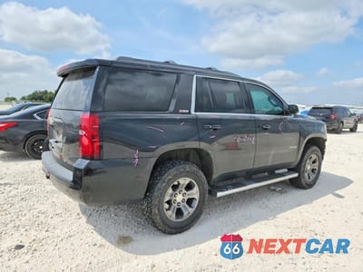 Trzecie zdjęcie samochodu z tyłu: 2016 CHEVROLET TAHOE K1500 LT VIN:1GNSKBKC3GR102184 - miniatura