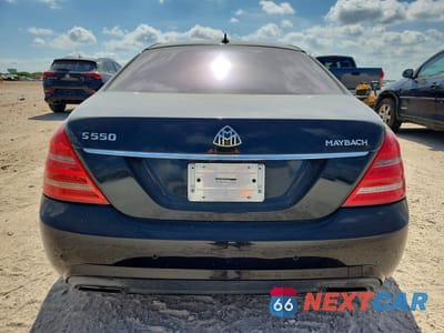 Zdjęcie 6 z 12 samochodu: 2013 MERCEDES-BENZ S 550 VIN:WDDNG7DB2DA497032 - miniatura