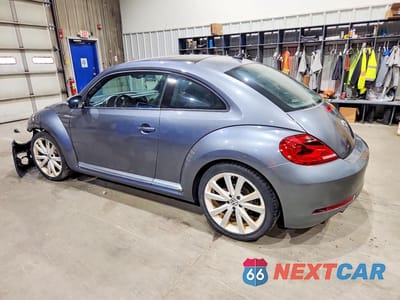 Drugie zdjęcie samochodu z przodu: 2014 VOLKSWAGEN BEETLE VIN:3VWJ17AT8EM655379 - miniatura
