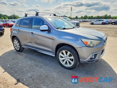 Czwarte zdjęcie samochodu z boku: 2012 MITSUBISHI OUTLANDER SPORT SE VIN:JA4AR4AU0CZ004417 - miniatura