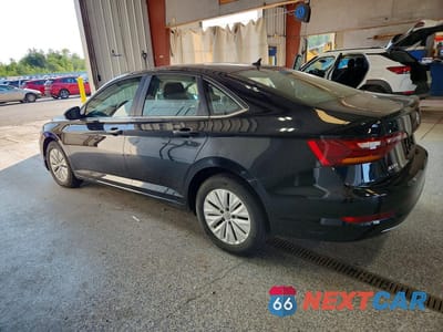 Drugie zdjęcie samochodu z przodu: 2019 VOLKSWAGEN JETTA S VIN:3VWC57BU2KM072872 - miniatura