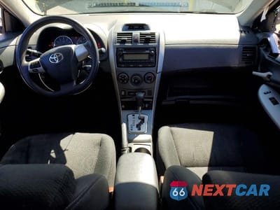Zdjęcie 8 z 12 samochodu: 2012 TOYOTA COROLLA S VIN:5YFBU4EE7CP058657 - miniatura